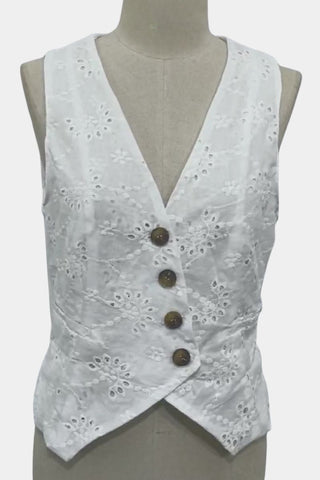 Eyelet Buttoned Camisole Top