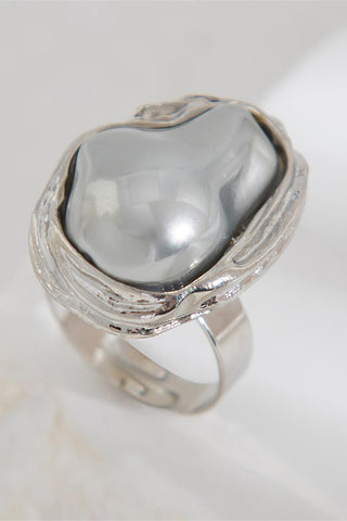 Elegant Pearl Statement Ring