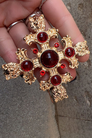 Vintage-Inspired Ornate Statement Brooch