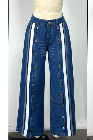 Button-Accent Wide Leg Jeans