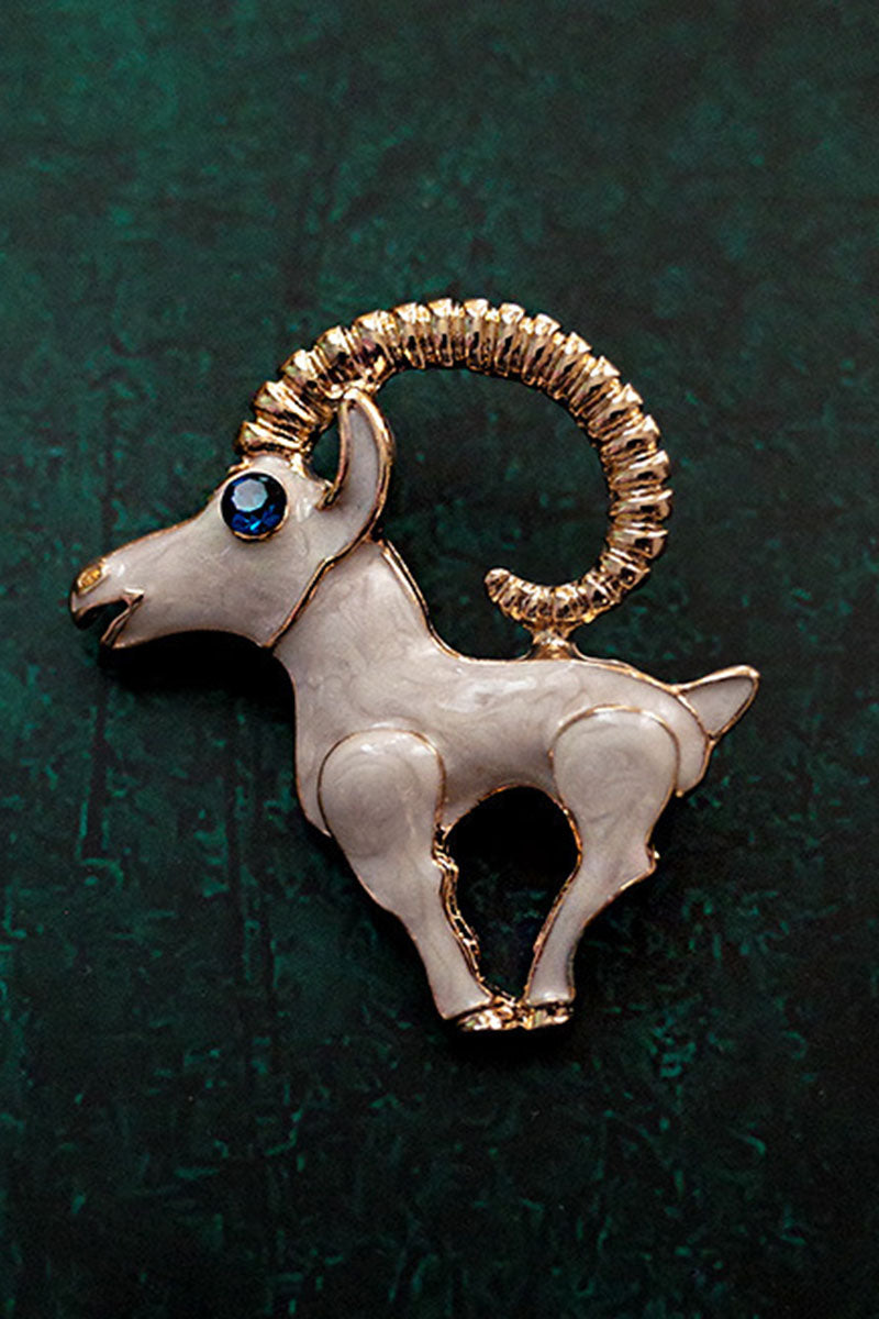 Nature-Inspired Decorative Brooch