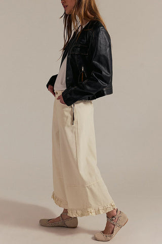 Ruffle Hem Wide-Leg Baggy Jeans