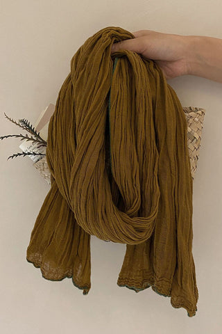 Crinkle Textured Frayed Edge Scarf