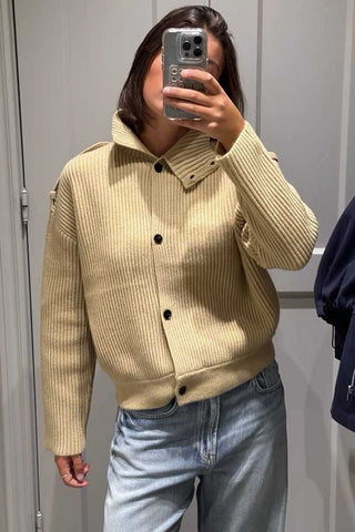 LIGHT YELLOW