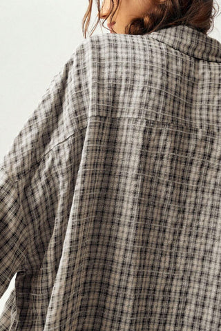 Plaid Smocked Pocket Long Sleeve Shirt