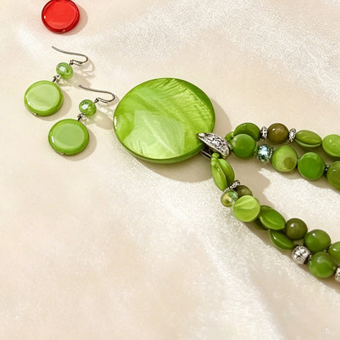 Round Pendant Beaded Necklace and Earrings Set