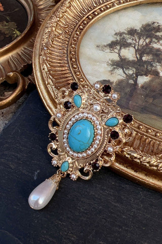 Vintage-Inspired Ornate Statement Brooch