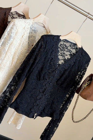 Floral Lace V-Neck Long Sleeve Blouse