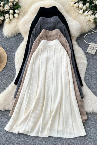 Elegant Pleated Midi Skirt