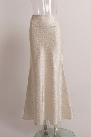 Elegant Leopard Print Skirt