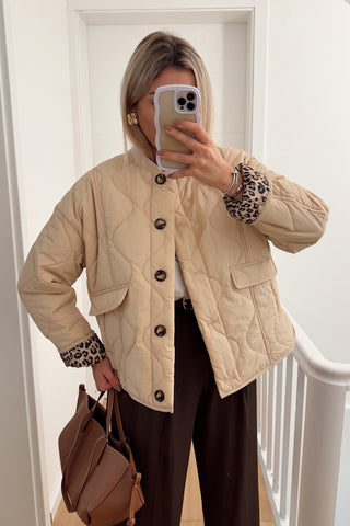Quilted Button-Front Casual Jacket