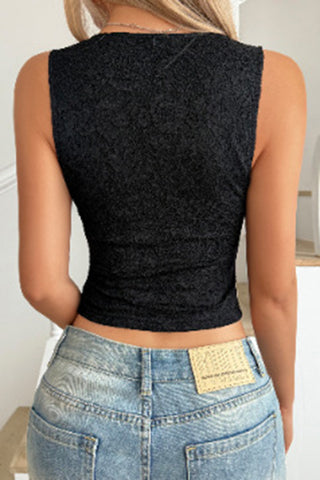 Scalloped Lace V-Neck Tank Top