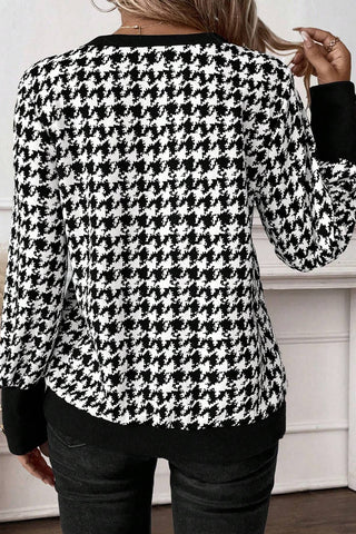 Houndstooth V-Neck Long Sleeve Top