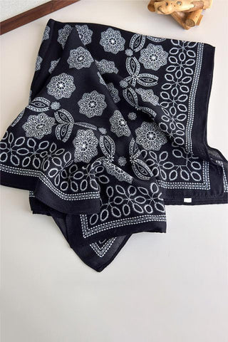 Patterned Headscarf
