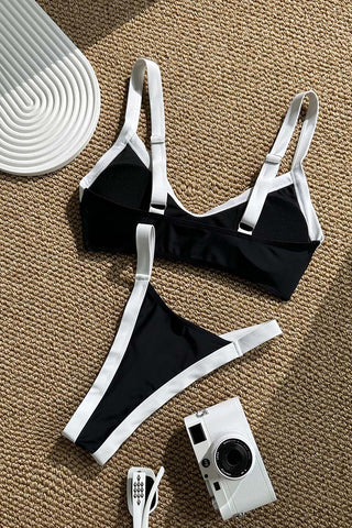 Stylish Bikini Set with Contrast Trim