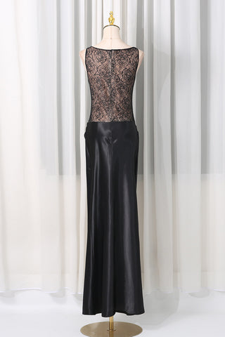 Elegant Lace Evening Gown