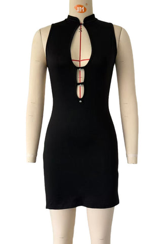 Elegant Keyhole Evening Dress