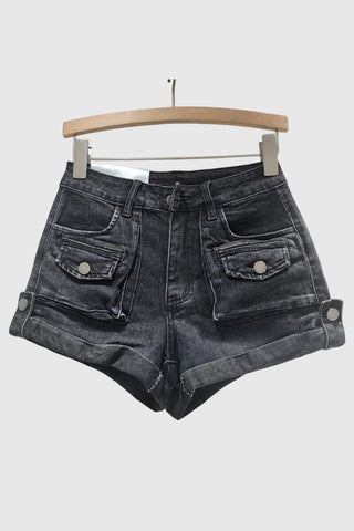 Buttoned Pocket Casual Shorts