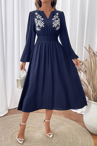 Patterned V-Neck Casual Dress