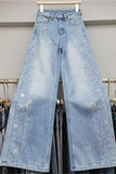 Wide-Leg Jeans with Elegant Detailing