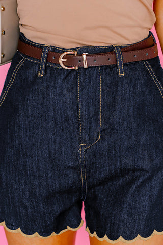 Scalloped Hem Casual Shorts