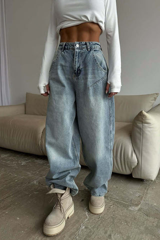 Relaxed Fit Straight Jeans