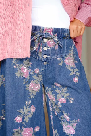 Elastic Waist Floral Wide-Leg Jeans