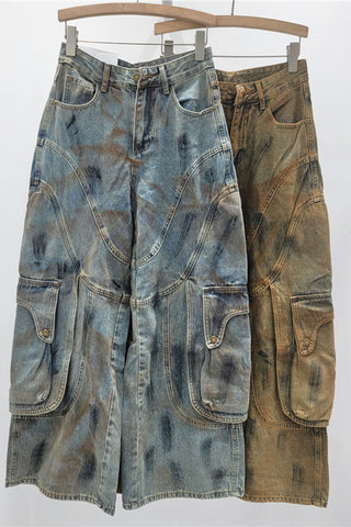 Stylish Wide-Leg Cargo Jeans