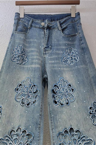 Floral Embellished Straight Jeans