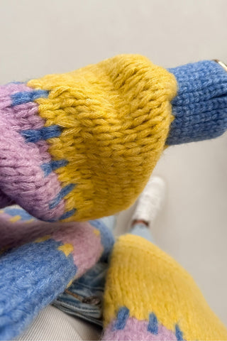 Stylish Oversized Cardigan with Pastel Stripes