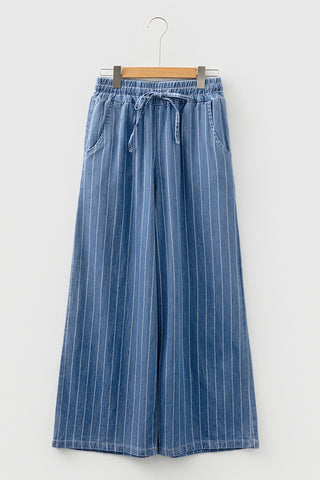 Stripe-Patterned Casual Pants