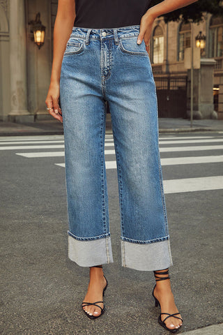 Chic Straight-Leg Jeans with Rolled Cuffs