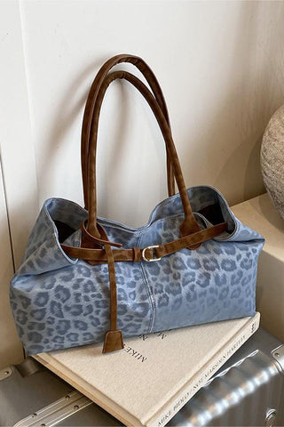 Chic Leopard Pattern Tote Bag