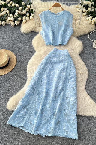 Elegant Lace Skirt Set