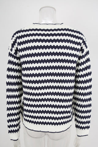 Chevron Pattern Knit Sweater