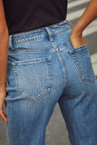 Chic Straight-Leg Jeans with Rolled Cuffs