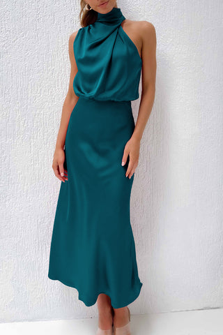 Elegant Halter-Neck Evening Gown