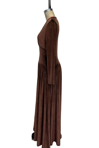 Elegant Pleated Maxi Dress