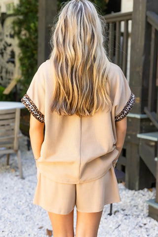 Leopard Trim Zipped Short Sleeve Casual Set
