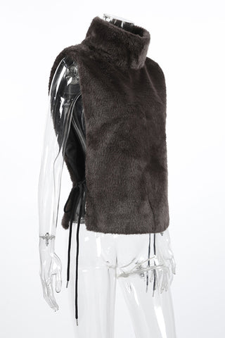 Chic Sleeveless Turtleneck Vest