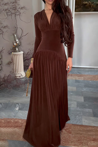 Elegant Pleated Maxi Dress