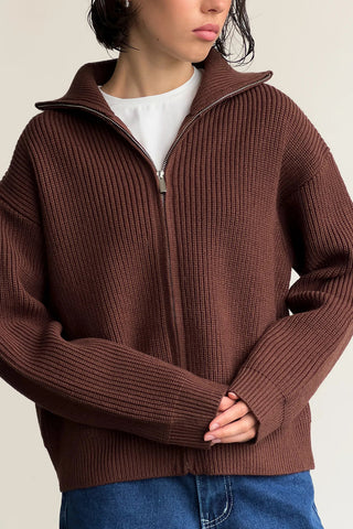 Stylish Zip-Up Cardigan