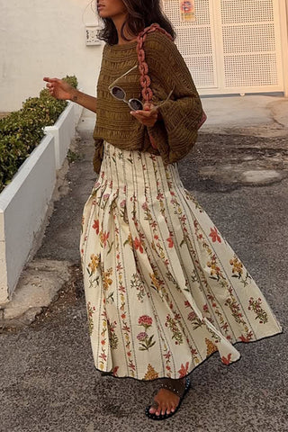 Relaxed Cable Knit Sweater