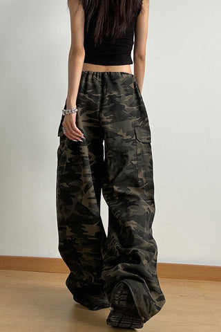Wide-Leg Cargo Pants