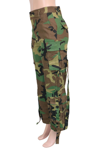 Relaxed Fit Cargo Camo Pants