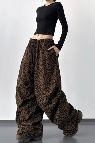 Wide-Leg Leopard Print Casual Pants