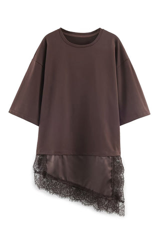 Asymmetrical Hem T-Shirt with Lace Detail