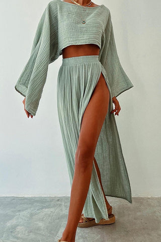 GREEN