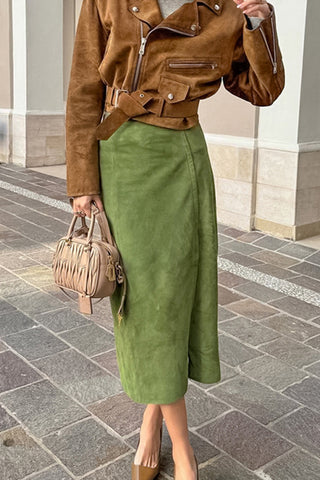 Chic Midi Skirt with Slit