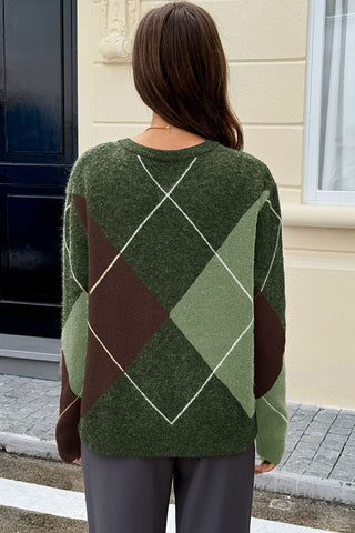 Argyle Pattern V-Neck Sweater